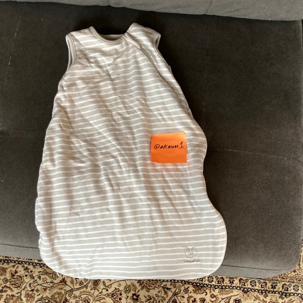 4-season Merino wool lining and organic cotton outer sleep sack.